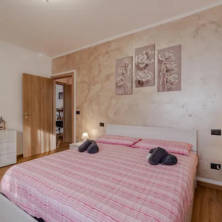 Nel Cuore Della Reggia X4 E Parking Apartman Venaria Reale