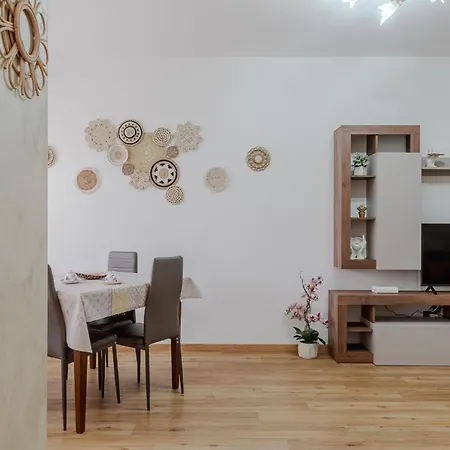 Nel Cuore Della Reggia X4 E Parking Apartman Venaria Reale