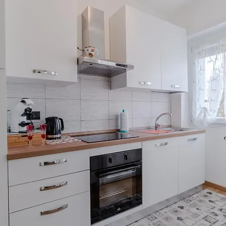 Nel Cuore Della Reggia X4 E Parking 아파트 베나리아 리알레