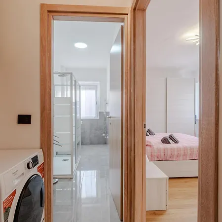 Nel Cuore Della Reggia X4 E Parking