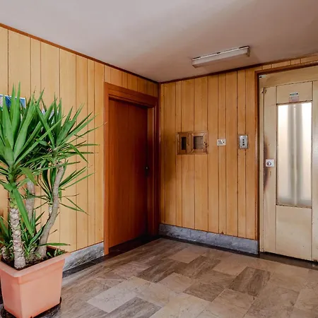 Nel Cuore Della Reggia X4 E Parking Apartman Venaria Reale